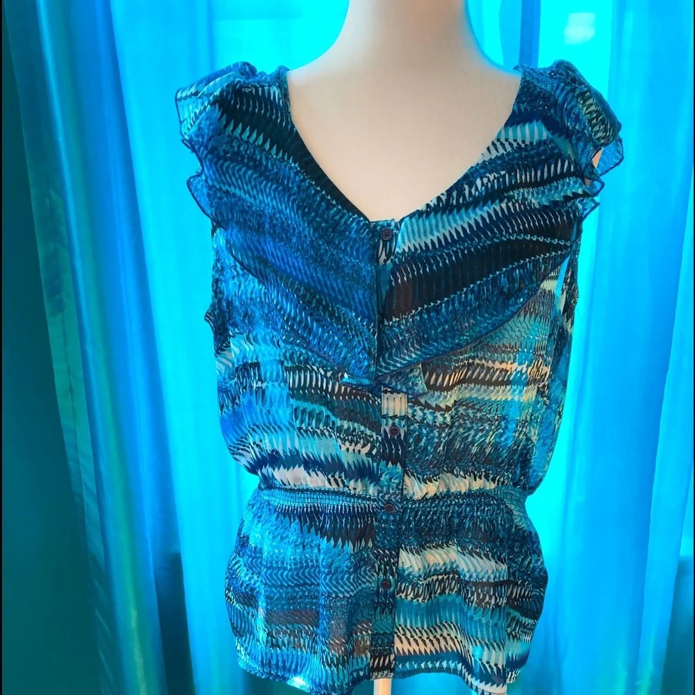 Sleeveless ruffle printed cute top